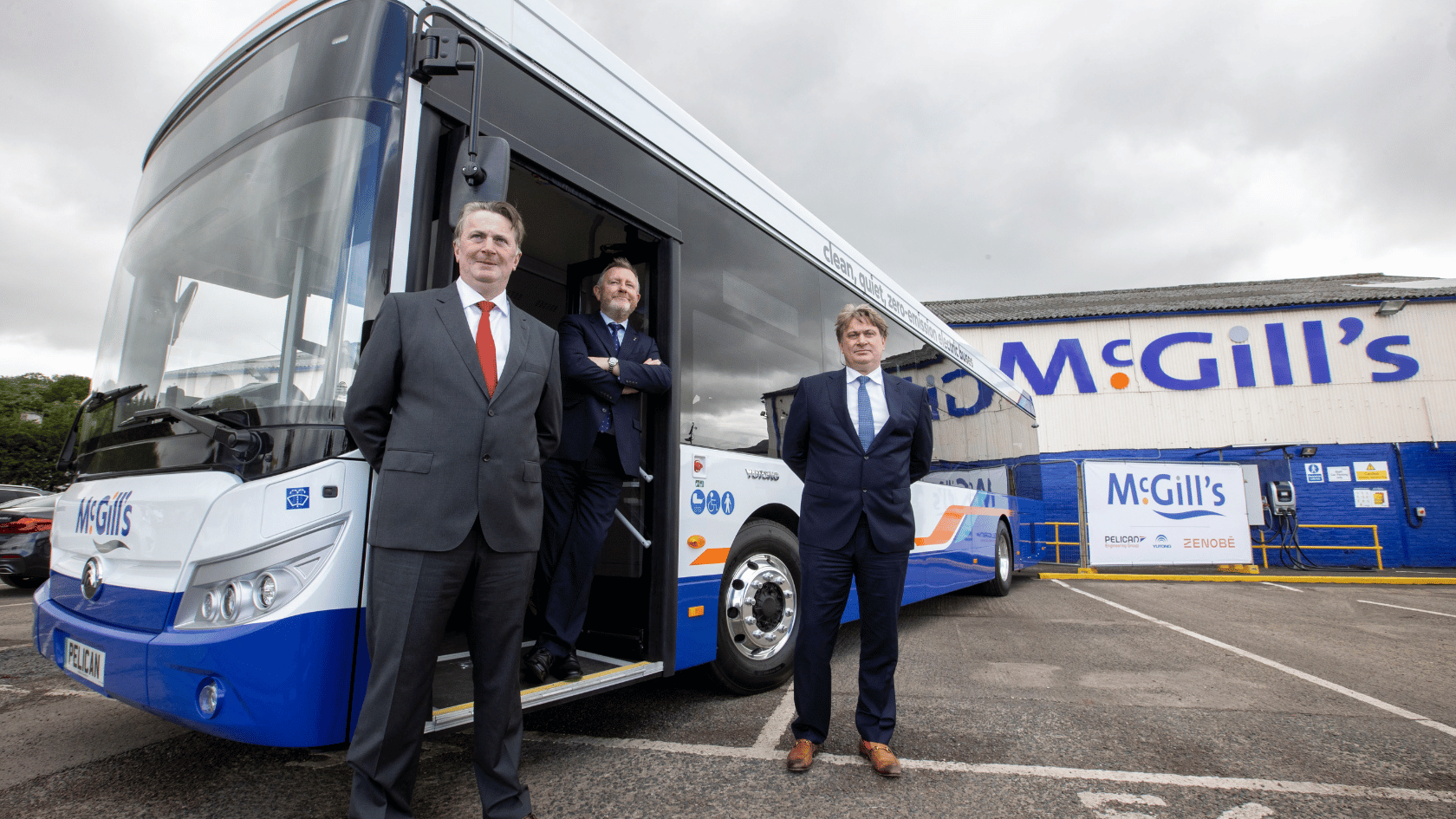 www.mcgillsbuses.co.uk